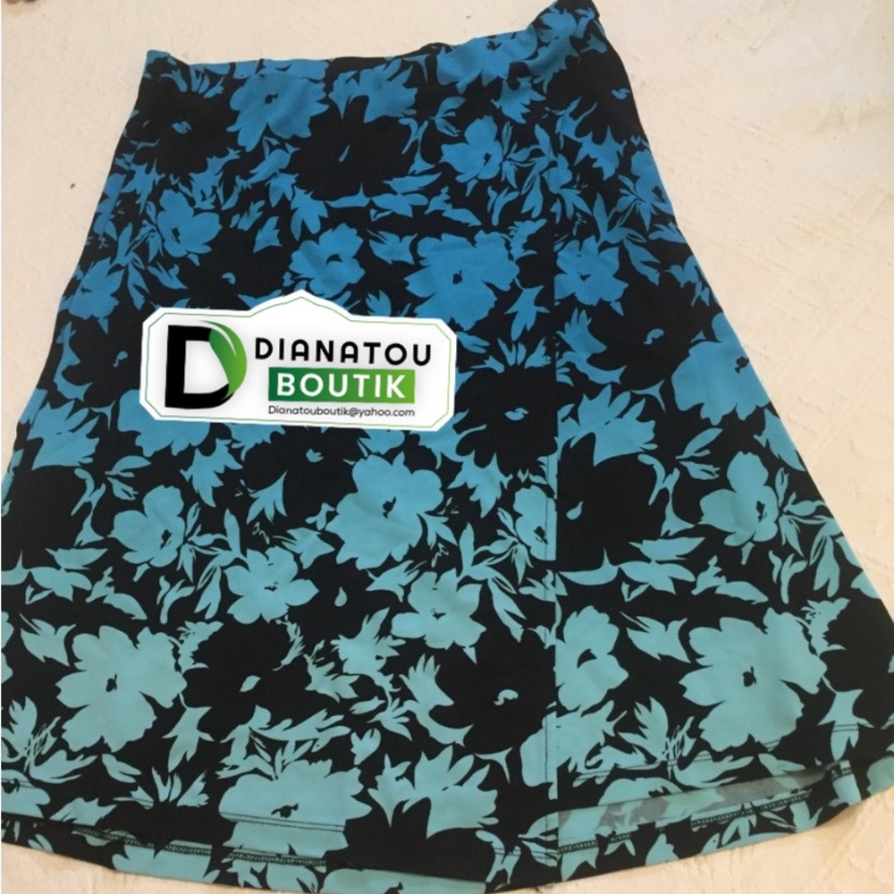 Valerie Stevens Floral Skirt